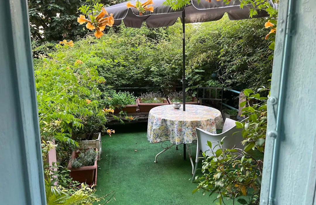 "Maison 1850 Paris 18" Chambre R Avec Terrasse Et Parking En Option-1